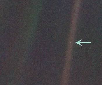 Karl Sagan, Bledo-plava tačka